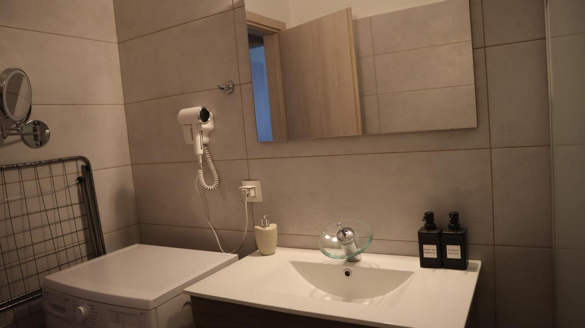 Dafni City Apartment 2 เอเธนส์ ภายนอก รูปภาพ